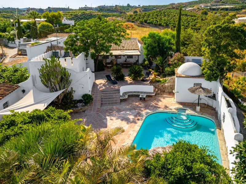 Unique opportunity in Almayate Costa, ideal for B&B or yoga retreats
