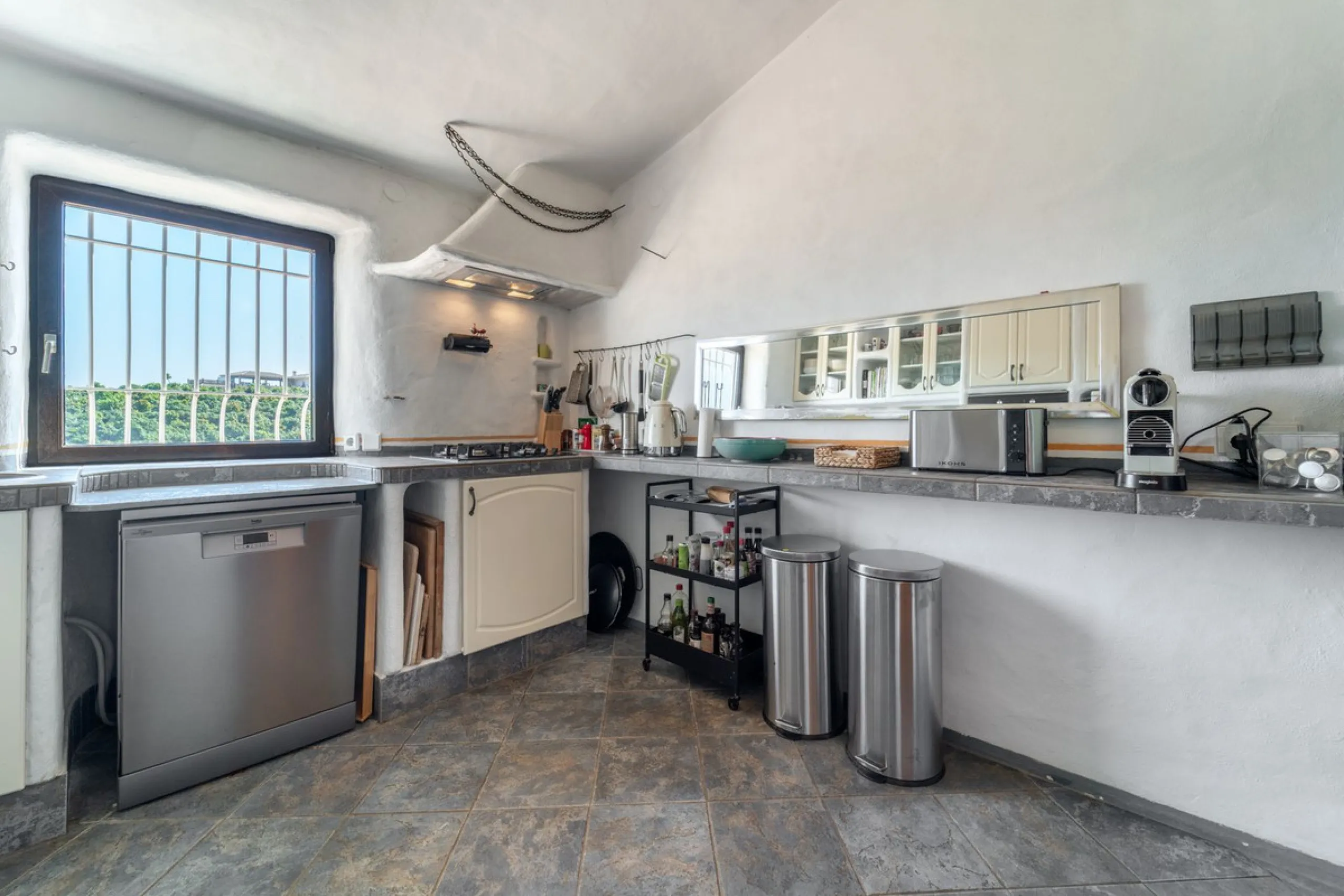 Unique opportunity in Almayate Costa, ideal for B&B or yoga retreats