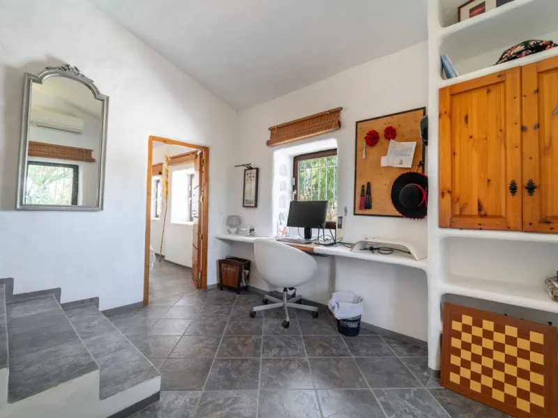 Unique opportunity in Almayate Costa, ideal for B&B or yoga retreats