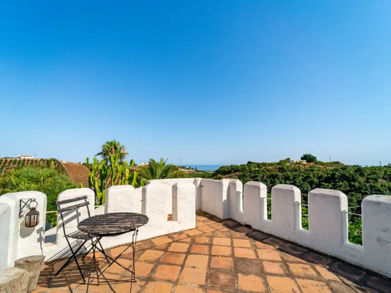 Unique opportunity in Almayate Costa, ideal for B&B or yoga retreats