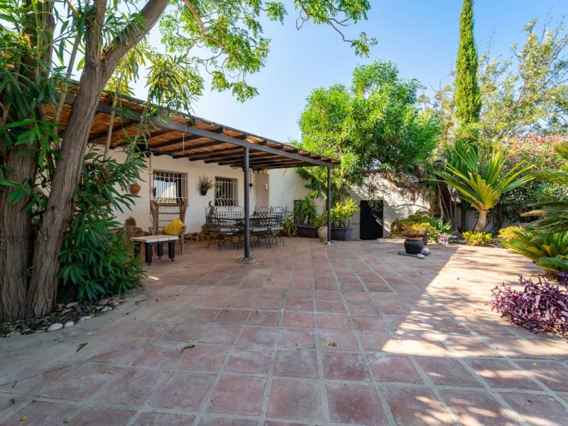 Unique opportunity in Almayate Costa, ideal for B&B or yoga retreats
