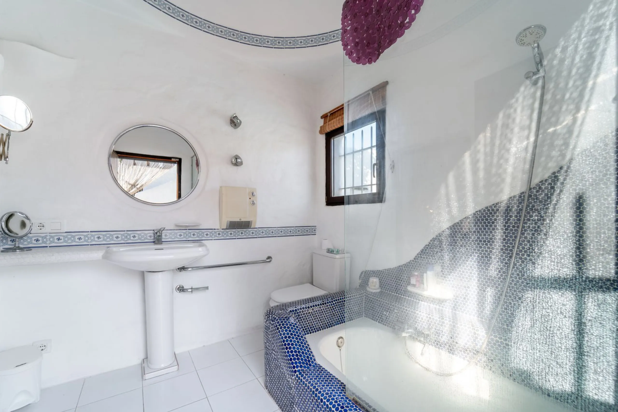 Unique opportunity in Almayate Costa, ideal for B&B or yoga retreats