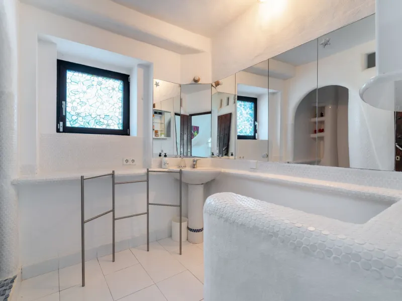 Unique opportunity in Almayate Costa, ideal for B&B or yoga retreats