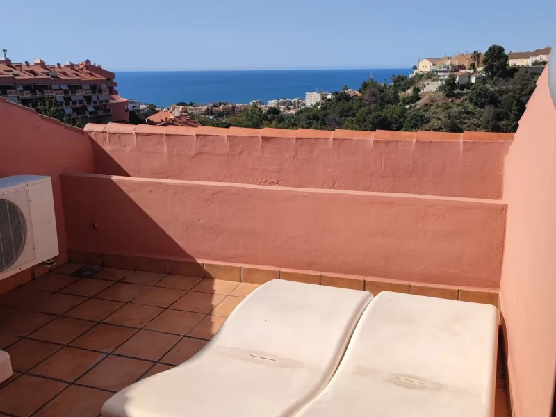 Large duplex penthouse with sea views and south facing orientation less than one kilometer from the beach.