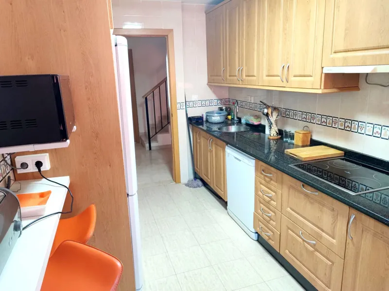 Large duplex penthouse with sea views and south facing orientation less than one kilometer from the beach.