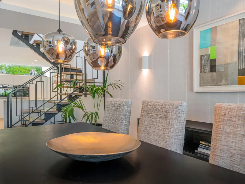 This fully renovated 3-bedroom, 2.5 -bathroom townhouse in La Quinta Hills blends Scandinavian design with Mediterranean warmth, creating a sophisticated and functional home in one of Benahavís' most desirable gated communities.
