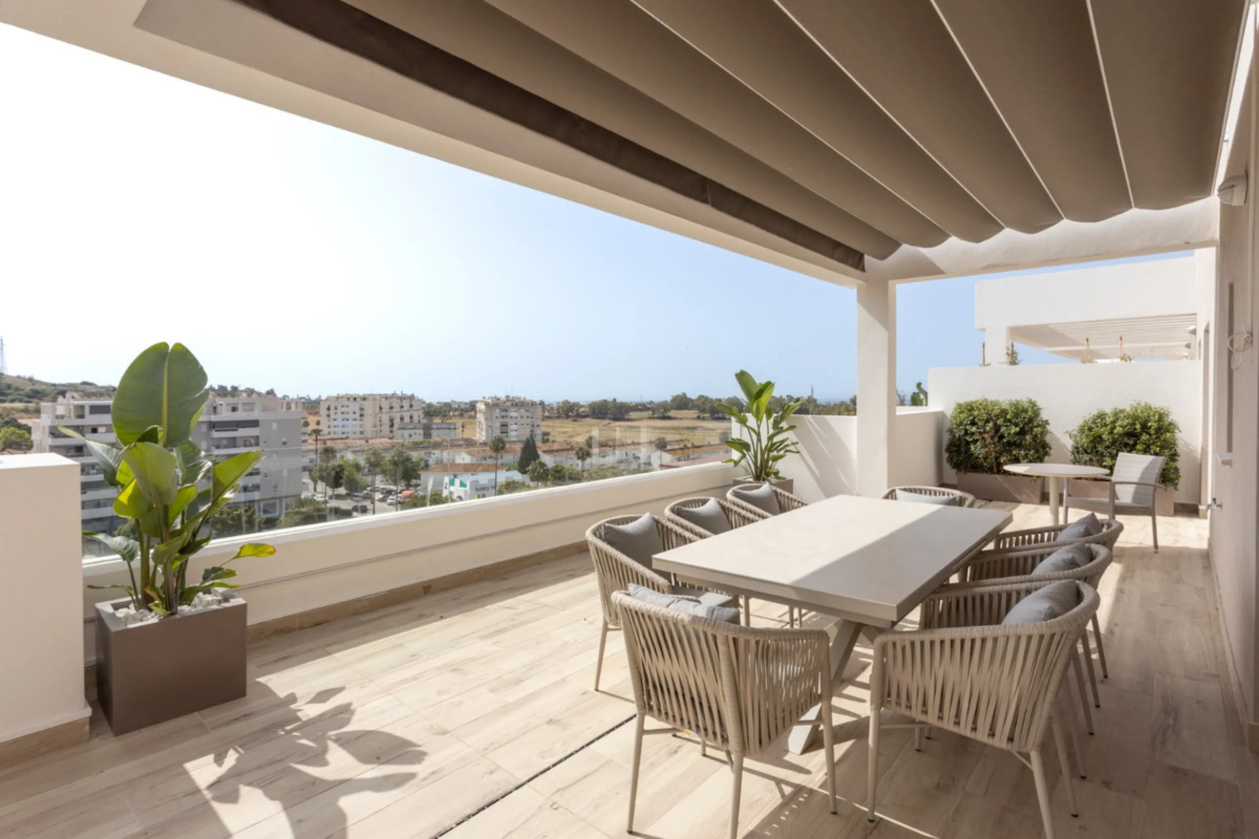 Discover modern coastal living in Apartment Albatros, a south-facing four-bedroom penthouse in the heart of La Campana. This bright and spacious home features two elegant bathrooms, an open-plan living and dining area, and a fully equipped kitchen with hi