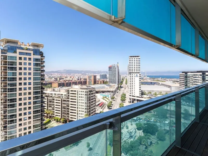 Exclusivo apartamento en primera línea de mar en Diagonal Mar, Barcelona