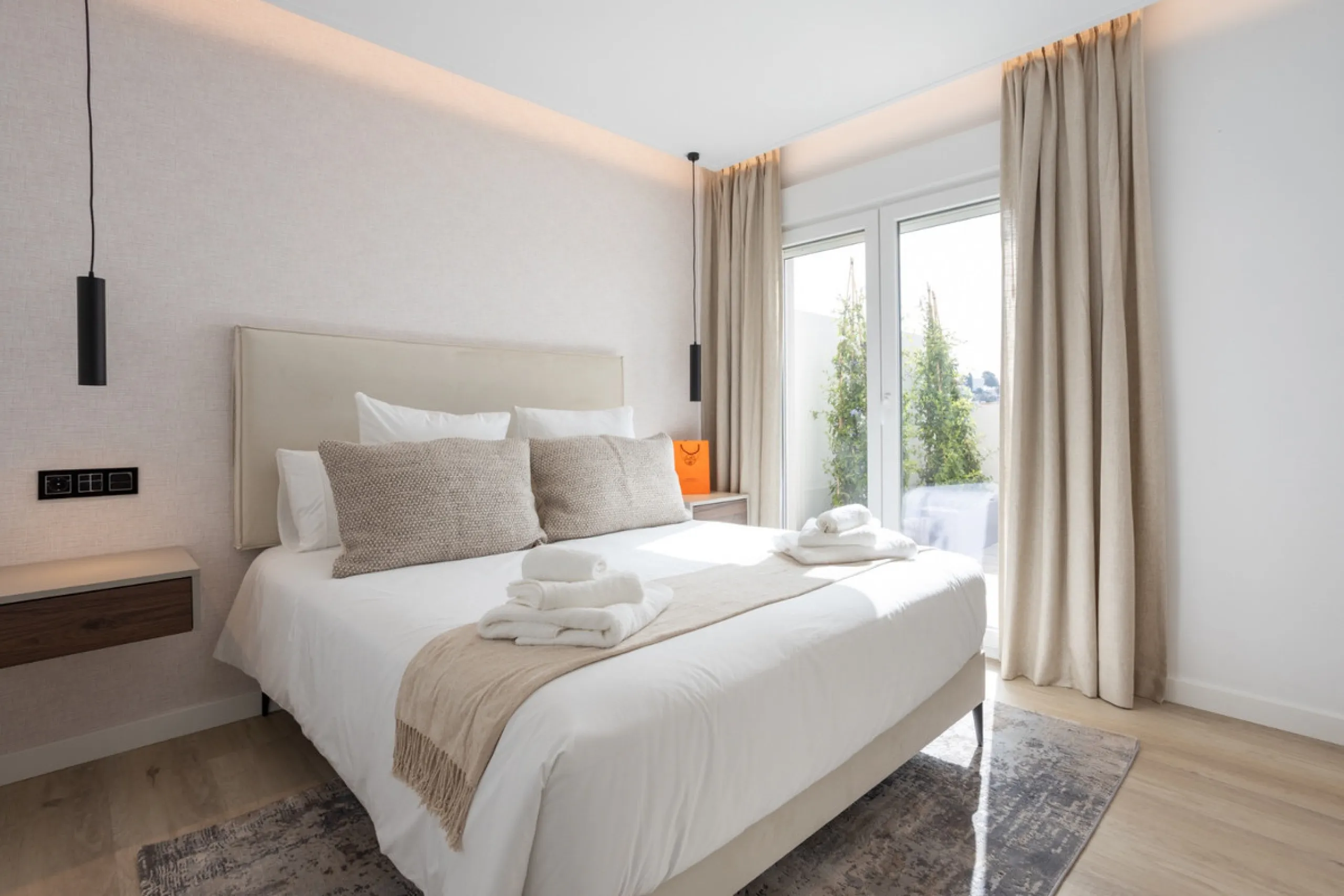 Apartment - Middle Floor Apartment в продаже в Marbella, Málaga. В доме 2 спален и 2 ванных комнат. Площадь дома 102 м²