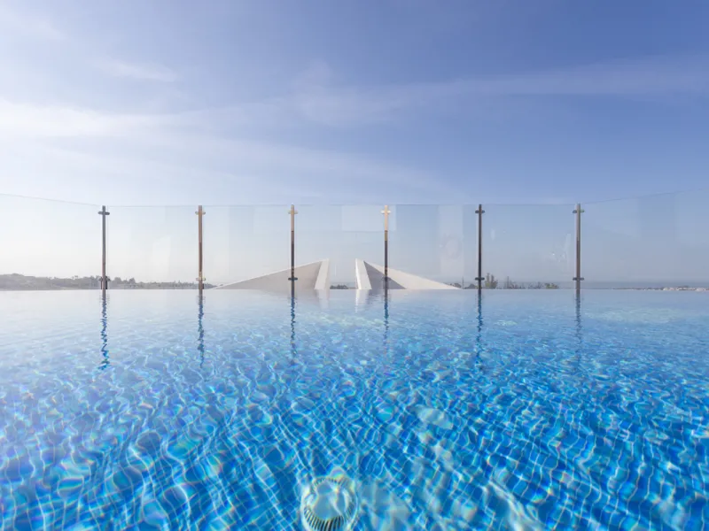 Apartment - Middle Floor Apartment в продаже в Marbella, Málaga. В доме 2 спален и 2 ванных комнат. Площадь дома 102 м²