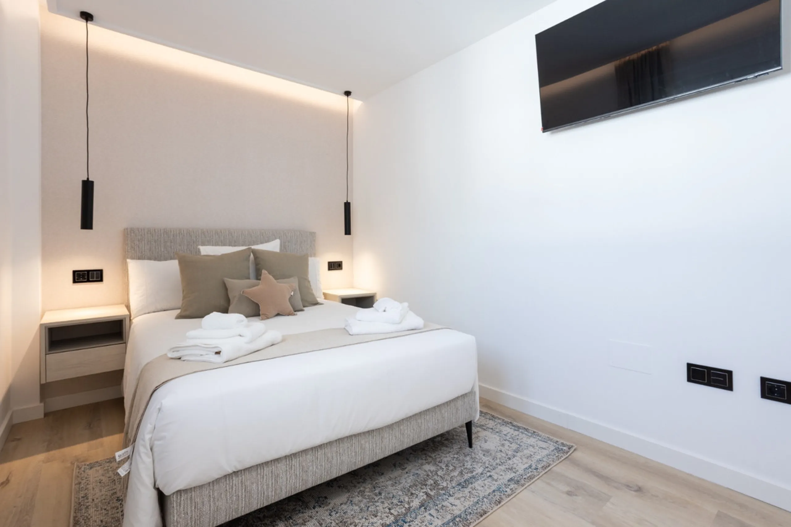 Apartment - Middle Floor Apartment в продаже в Marbella, Málaga. В доме 2 спален и 2 ванных комнат. Площадь дома 102 м²