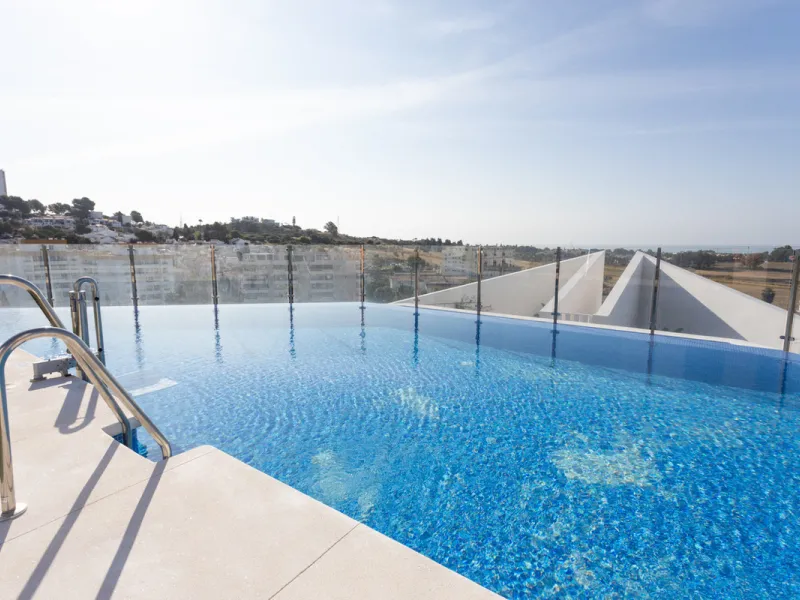 Apartment - Middle Floor Apartment в продаже в Marbella, Málaga. В доме 2 спален и 2 ванных комнат. Площадь дома 102 м²