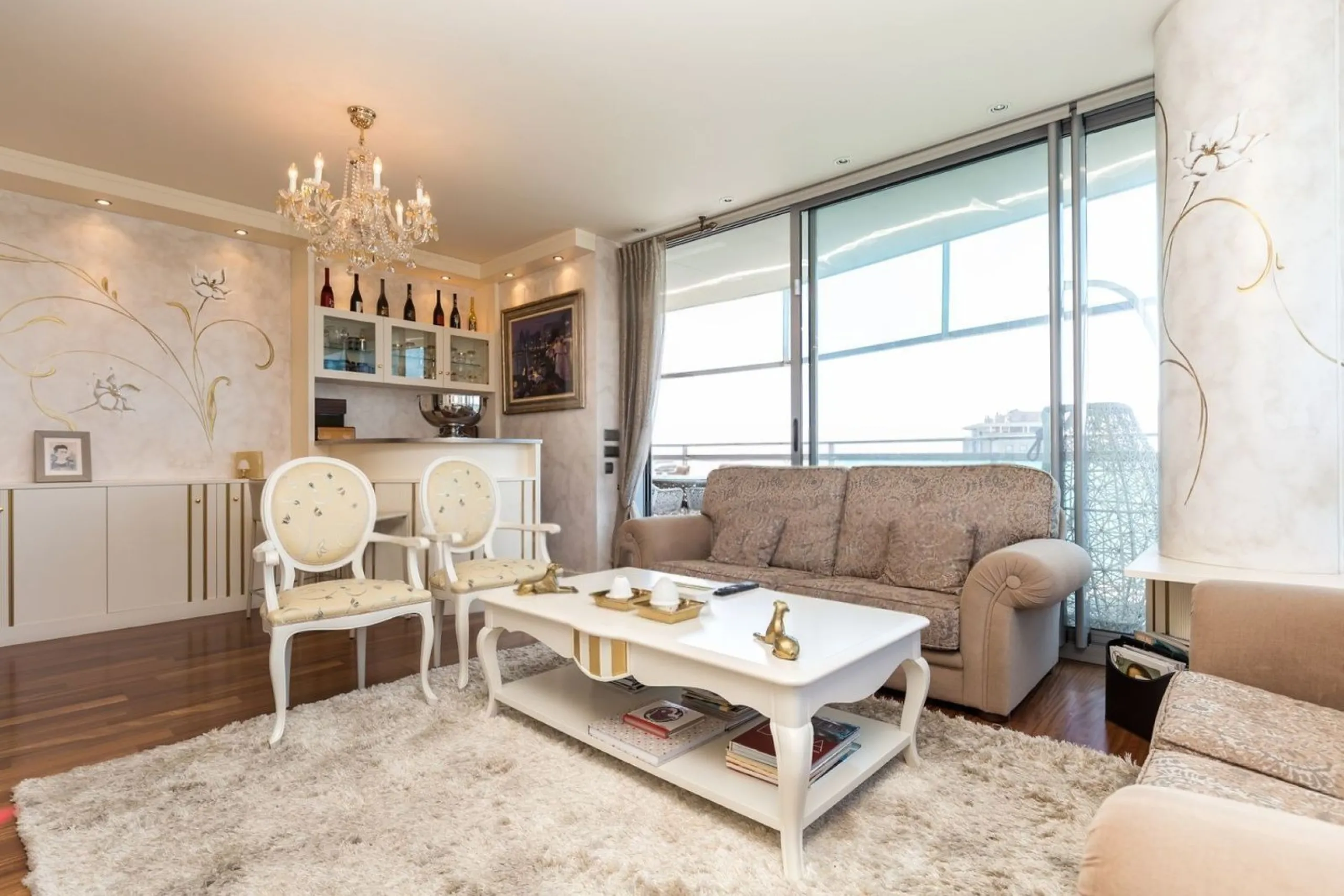 Exclusivo apartamento en primera línea de mar en Diagonal Mar, Barcelona