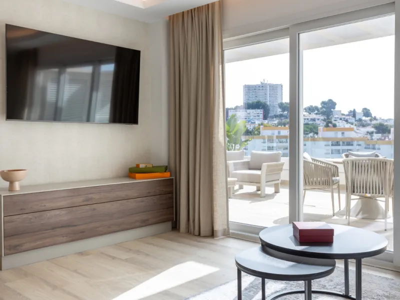 Apartment - Middle Floor Apartment в продаже в Marbella, Málaga. В доме 2 спален и 2 ванных комнат. Площадь дома 102 м²