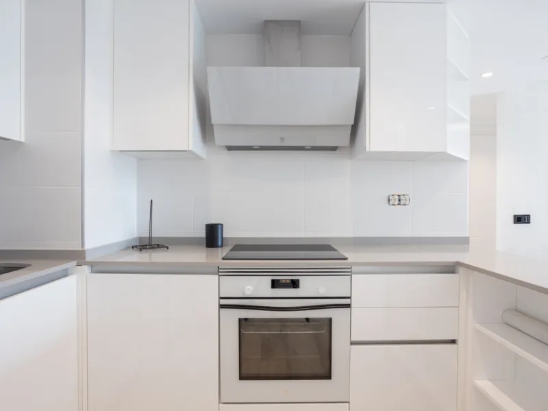 Apartment - Middle Floor Apartment в продаже в Marbella, Málaga. В доме 2 спален и 2 ванных комнат. Площадь дома 102 м²