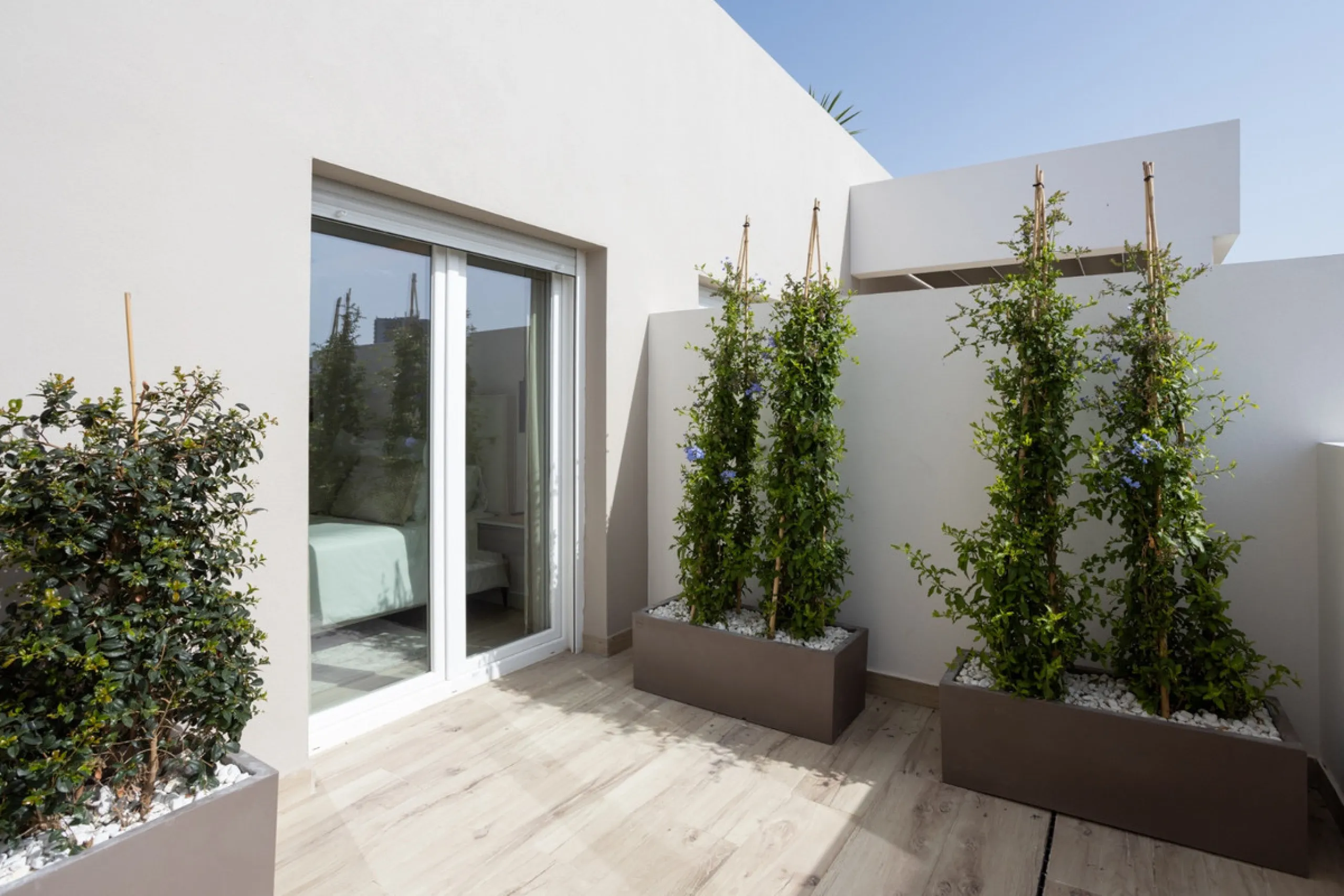 Apartment - Middle Floor Apartment в продаже в Marbella, Málaga. В доме 2 спален и 2 ванных комнат. Площадь дома 102 м²