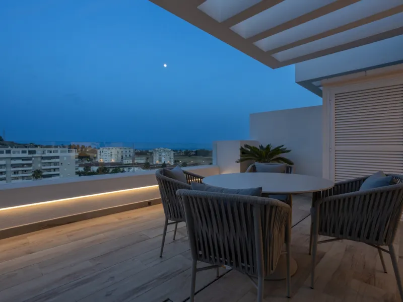 Apartment - Middle Floor Apartment в продаже в Marbella, Málaga. В доме 2 спален и 2 ванных комнат. Площадь дома 102 м²