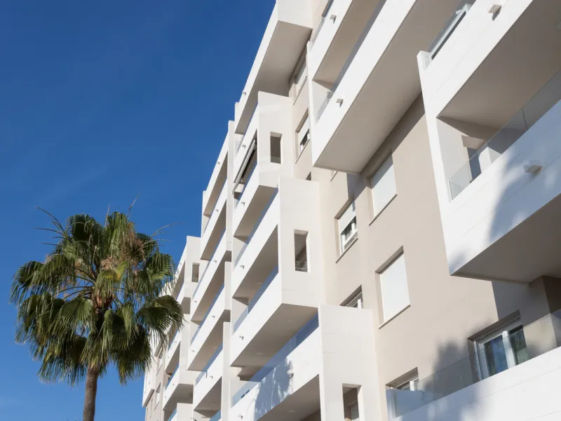 Apartment - Middle Floor Apartment в продаже в Marbella, Málaga. В доме 2 спален и 2 ванных комнат. Площадь дома 102 м²