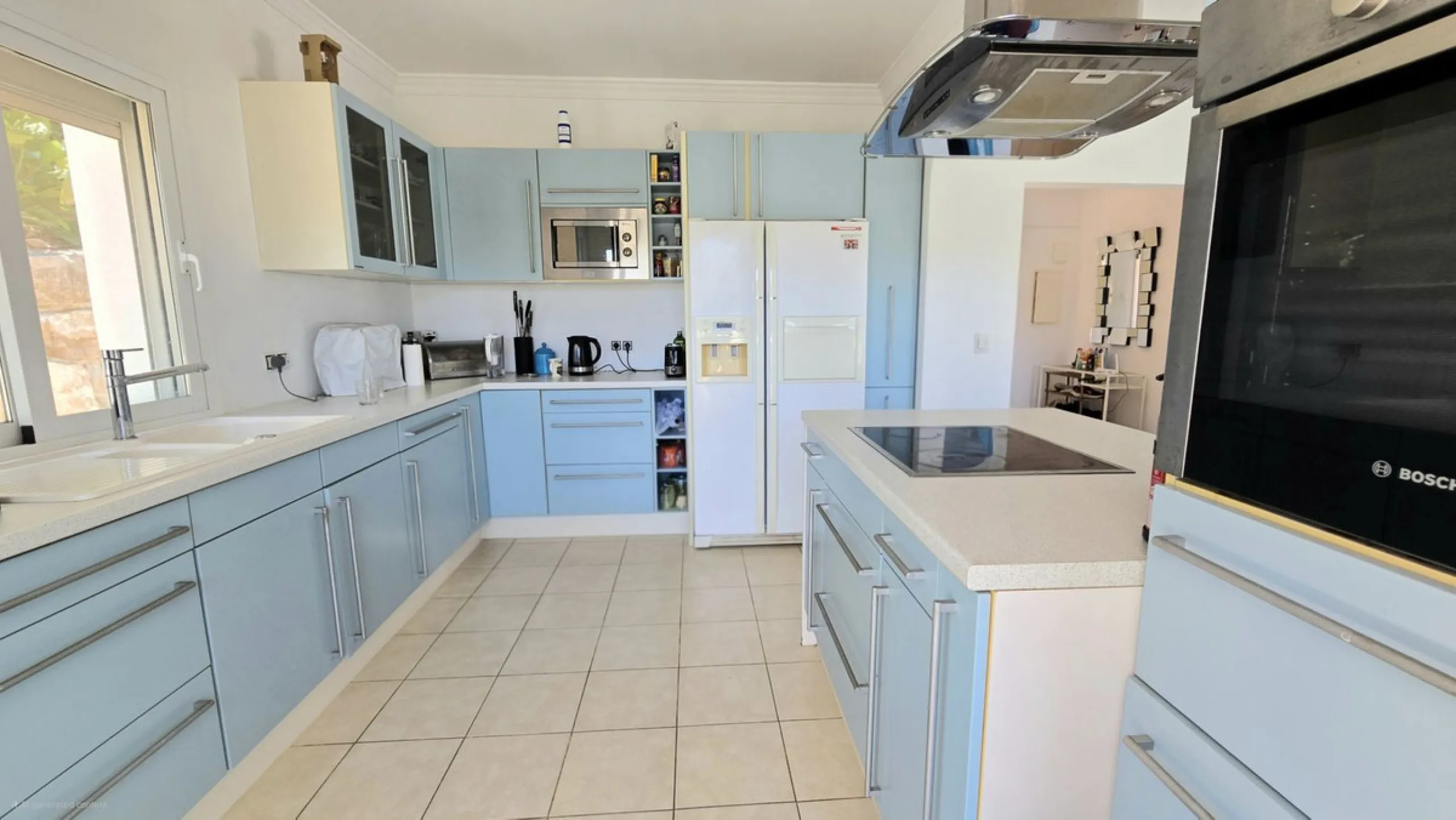REDUCED TO SELL .!! DELIGHTFUL  DETACHED VILLA IN CALAHONDA. € 1,249,000.