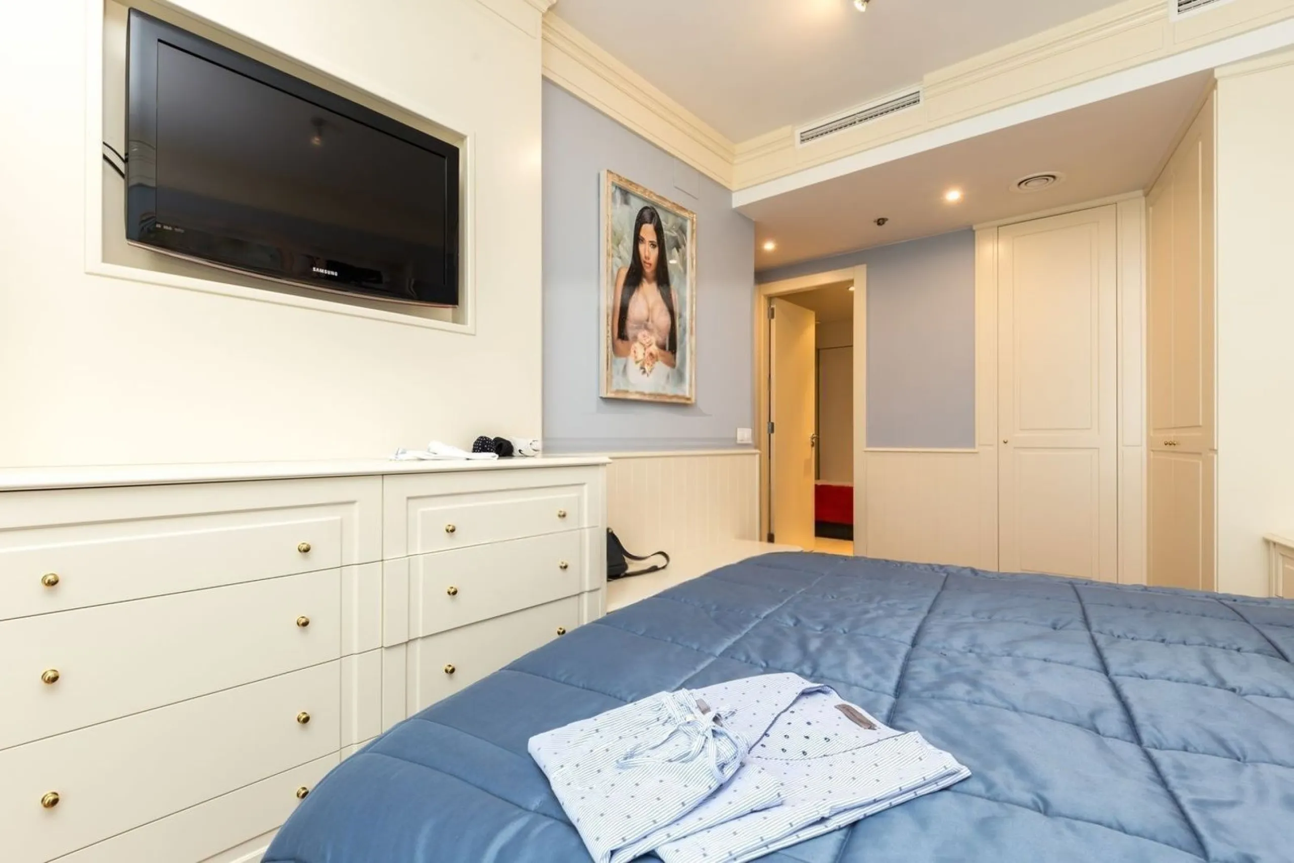 Exclusivo apartamento en primera línea de mar en Diagonal Mar, Barcelona