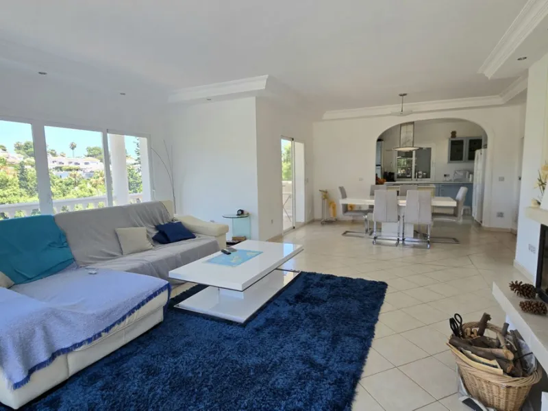 REDUCED TO SELL .!! DELIGHTFUL  DETACHED VILLA IN CALAHONDA. € 1,249,000.