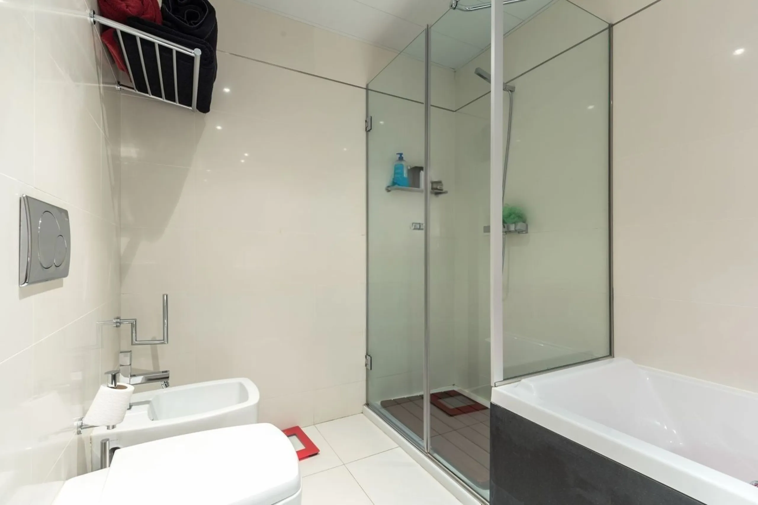 Exclusivo apartamento en primera línea de mar en Diagonal Mar, Barcelona