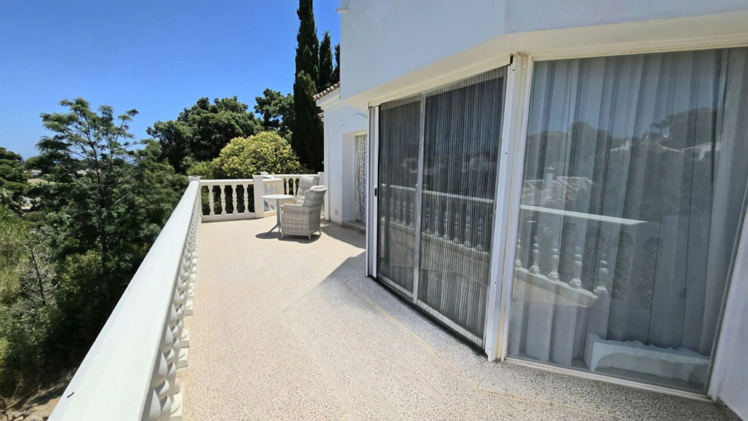 REDUCED TO SELL .!! DELIGHTFUL  DETACHED VILLA IN CALAHONDA. € 1,249,000.