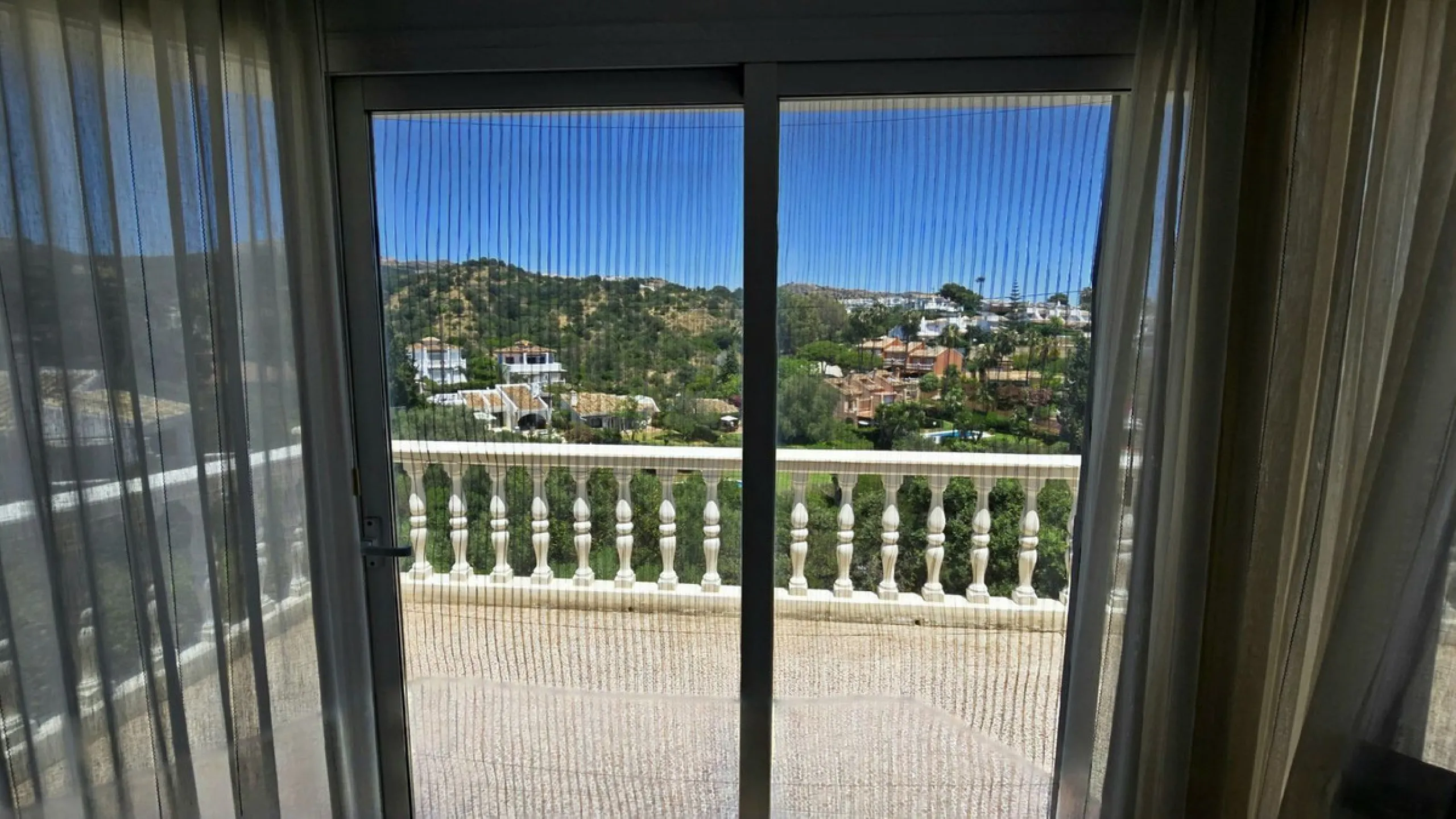 REDUCED TO SELL .!! DELIGHTFUL  DETACHED VILLA IN CALAHONDA. € 1,249,000.