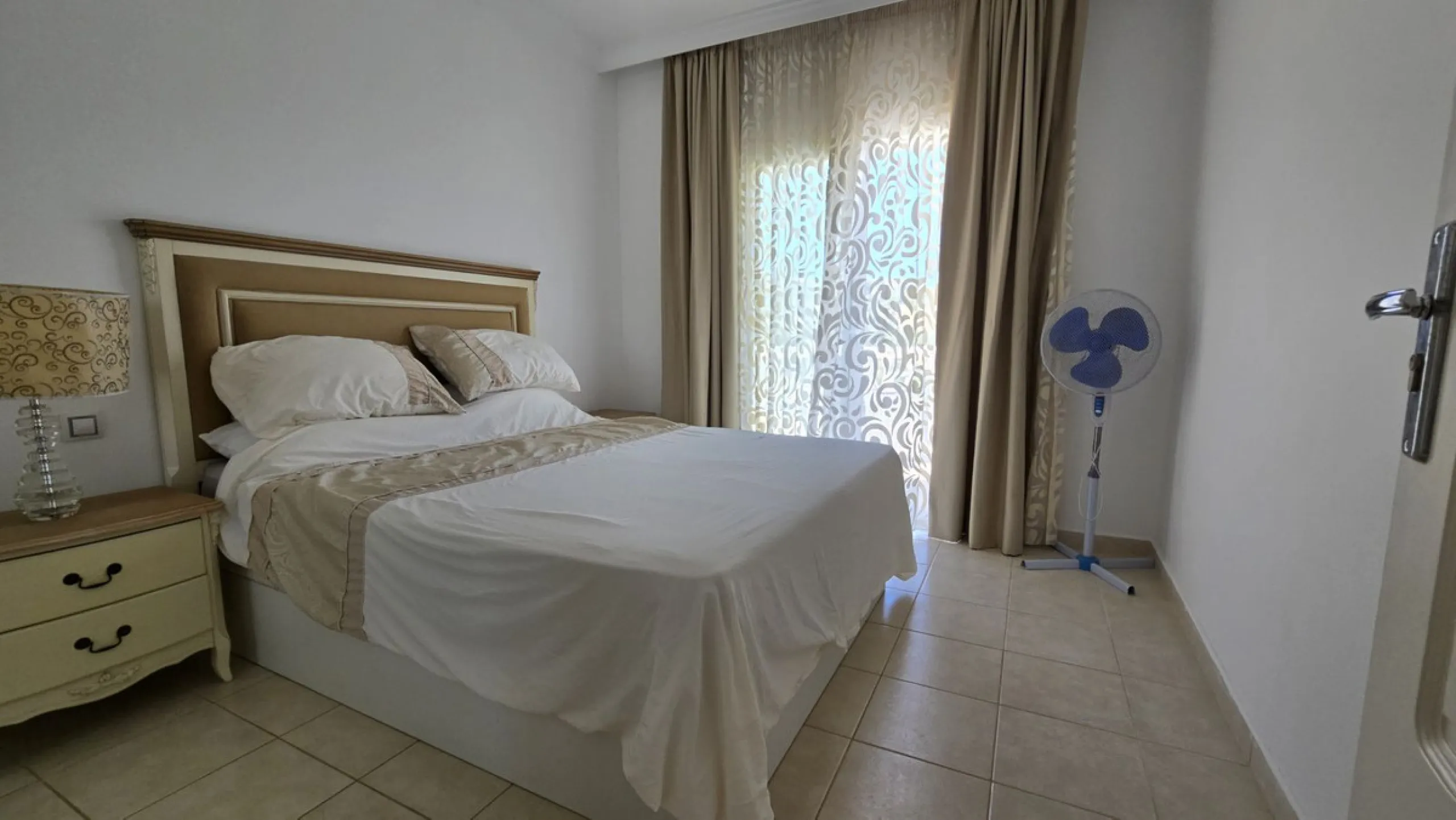 REDUCED TO SELL .!! DELIGHTFUL  DETACHED VILLA IN CALAHONDA. € 1,249,000.