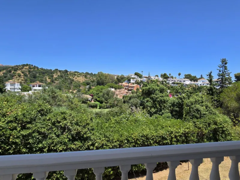 REDUCED TO SELL .!! DELIGHTFUL  DETACHED VILLA IN CALAHONDA. € 1,249,000.