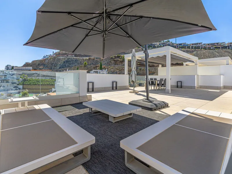 Apartment - Penthouse в продаже в Benahavís, Málaga. В доме 3 спален и 2 ванных комнат. Площадь дома 125 м²