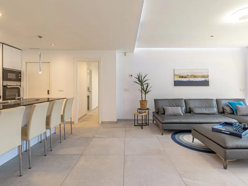 Apartment - Penthouse в продаже в Benahavís, Málaga. В доме 3 спален и 2 ванных комнат. Площадь дома 125 м²