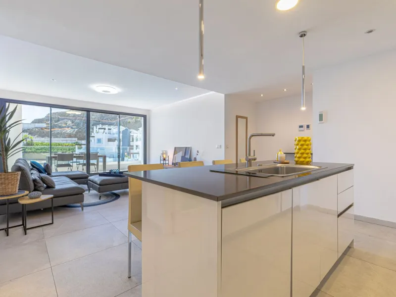 Apartment - Penthouse в продаже в Benahavís, Málaga. В доме 3 спален и 2 ванных комнат. Площадь дома 125 м²