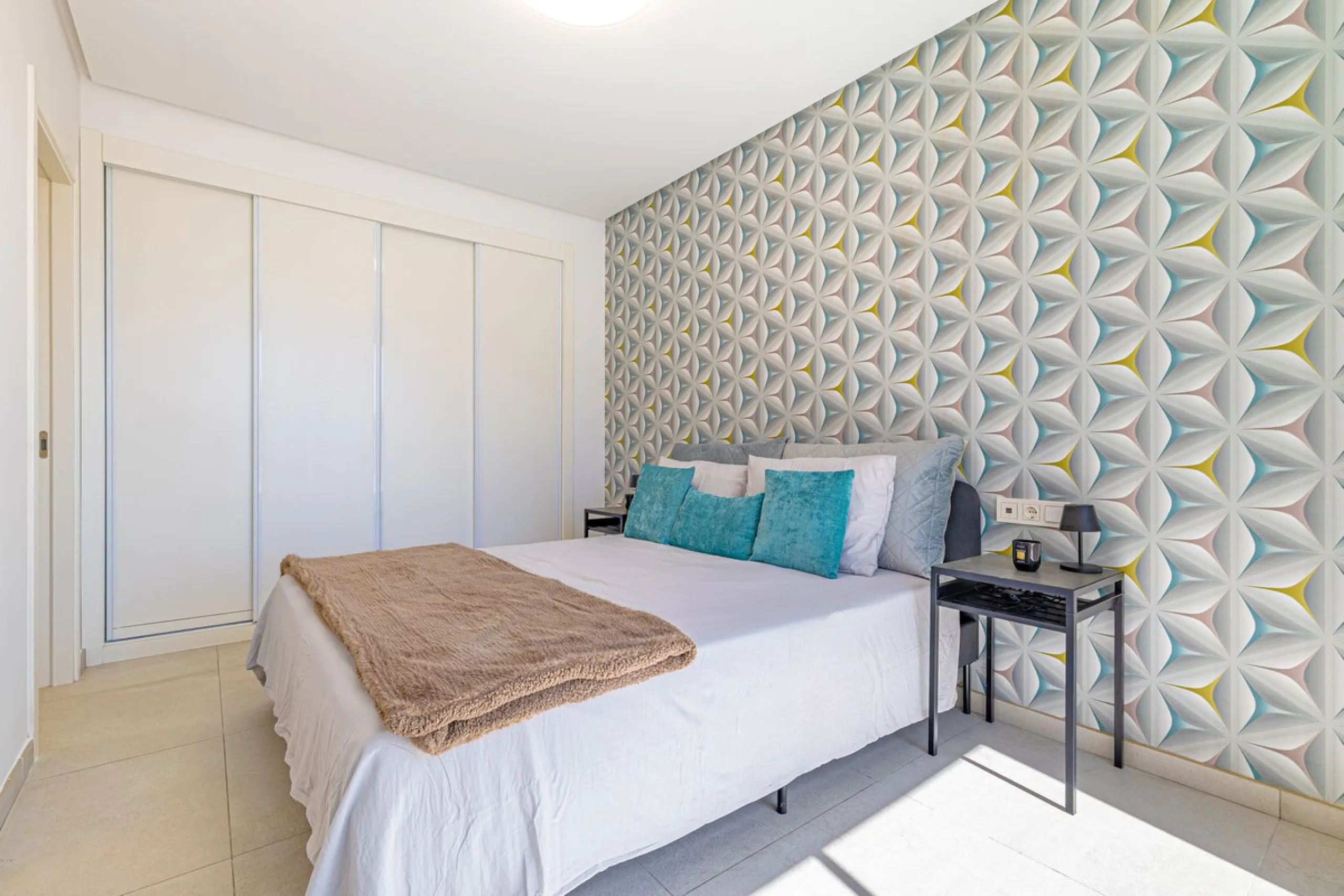 Apartment - Penthouse в продаже в Benahavís, Málaga. В доме 3 спален и 2 ванных комнат. Площадь дома 125 м²