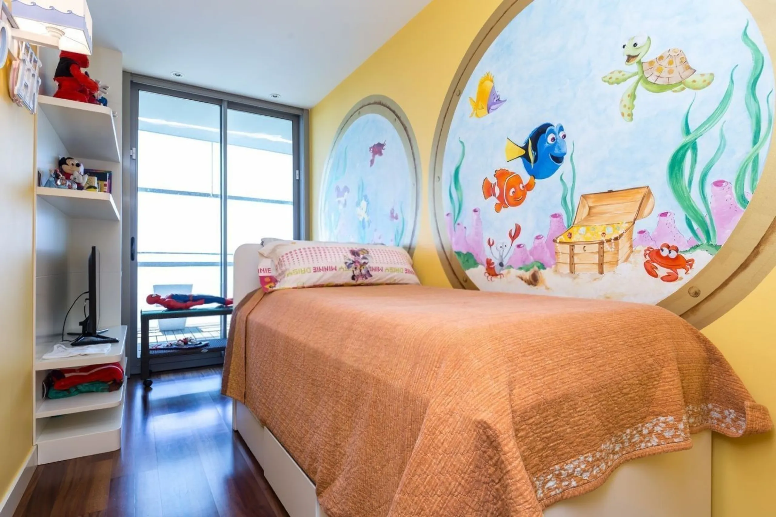 Exclusivo apartamento en primera línea de mar en Diagonal Mar, Barcelona