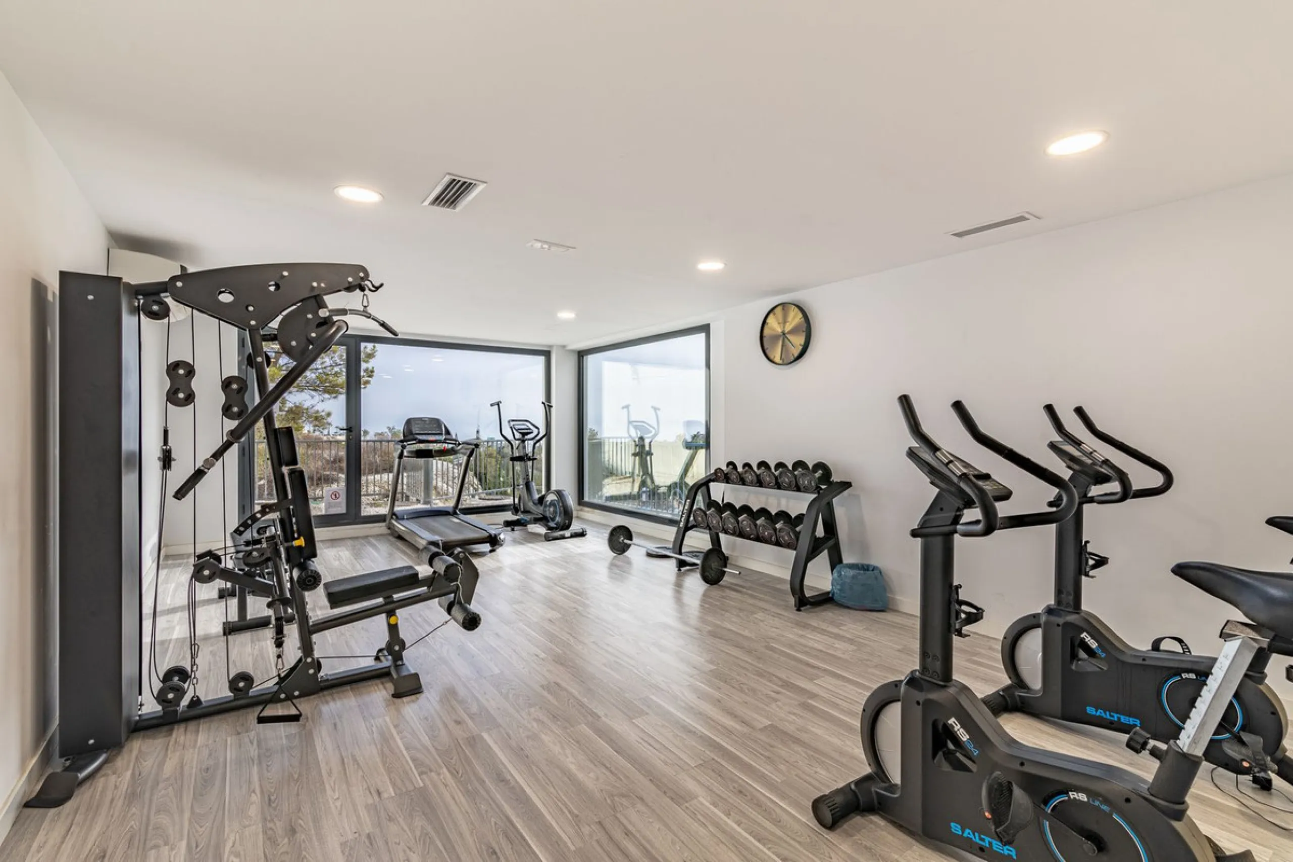 Apartment - Penthouse в продаже в Benahavís, Málaga. В доме 3 спален и 2 ванных комнат. Площадь дома 125 м²