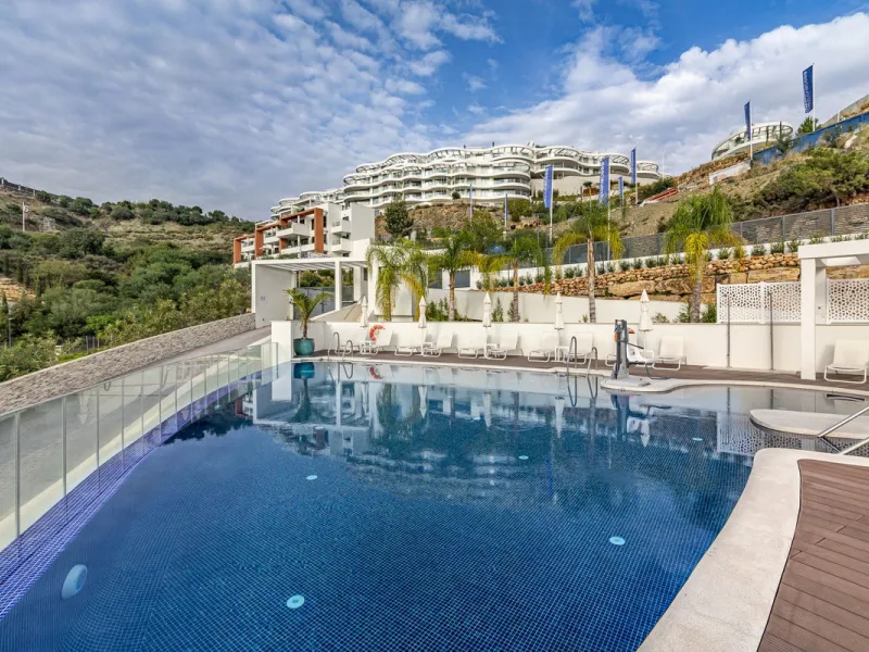 Apartment - Penthouse в продаже в Benahavís, Málaga. В доме 3 спален и 2 ванных комнат. Площадь дома 125 м²