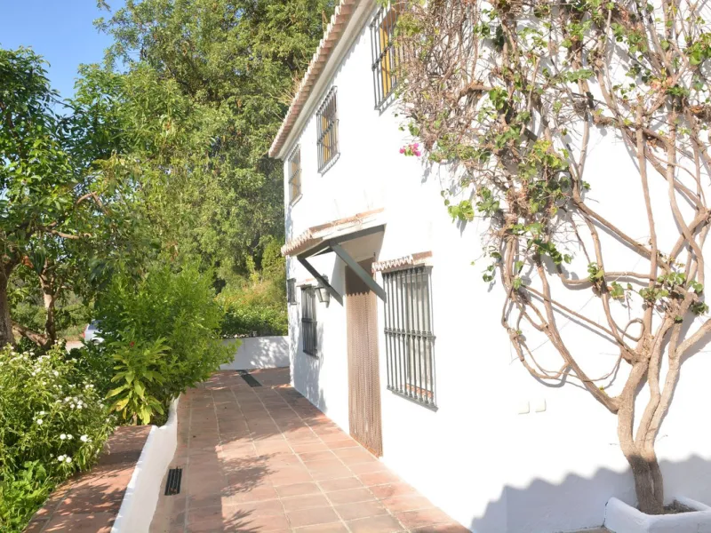 INVESTMENT OPPORTUNITY: