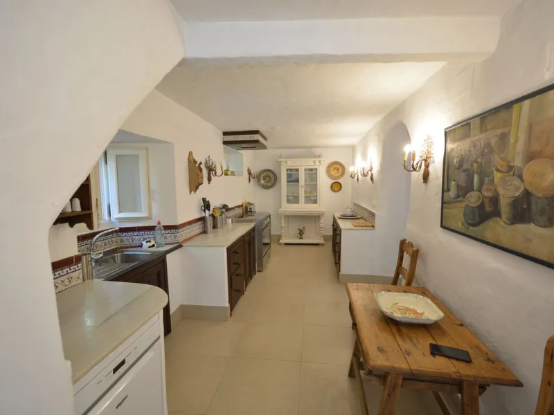 INVESTMENT OPPORTUNITY: