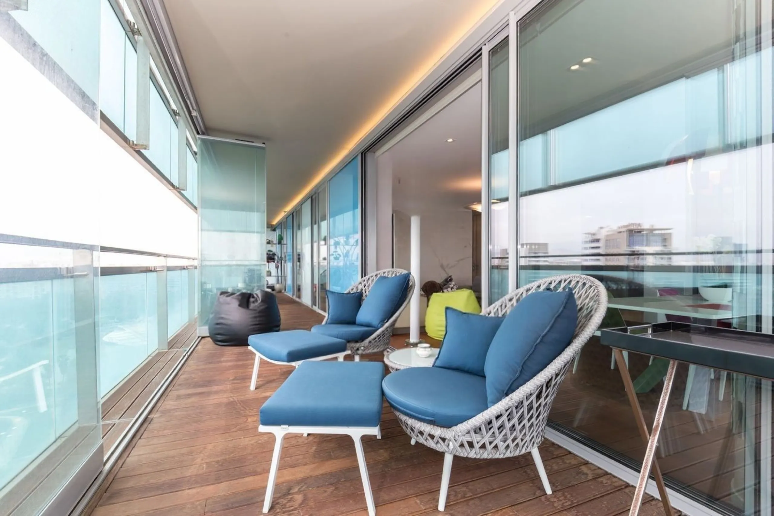 Exclusive apartment with large terrace and sea views in Diagonal Mar, Barcelona