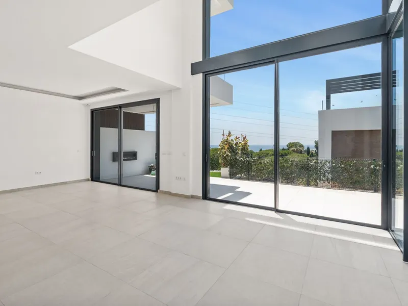 Immerse Yourself in a Unique Lifestyle on the Costa del Sol.