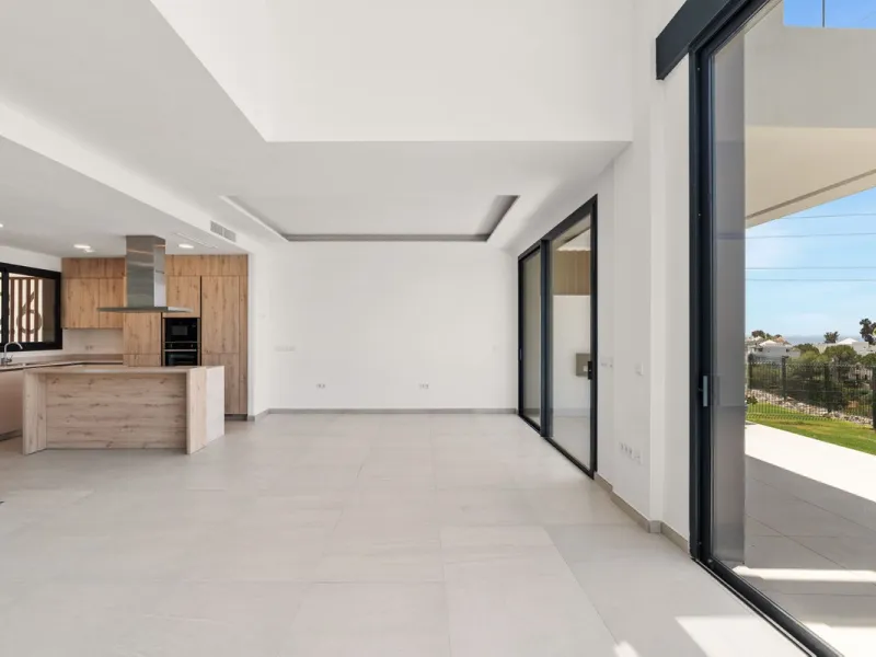 Immerse Yourself in a Unique Lifestyle on the Costa del Sol.