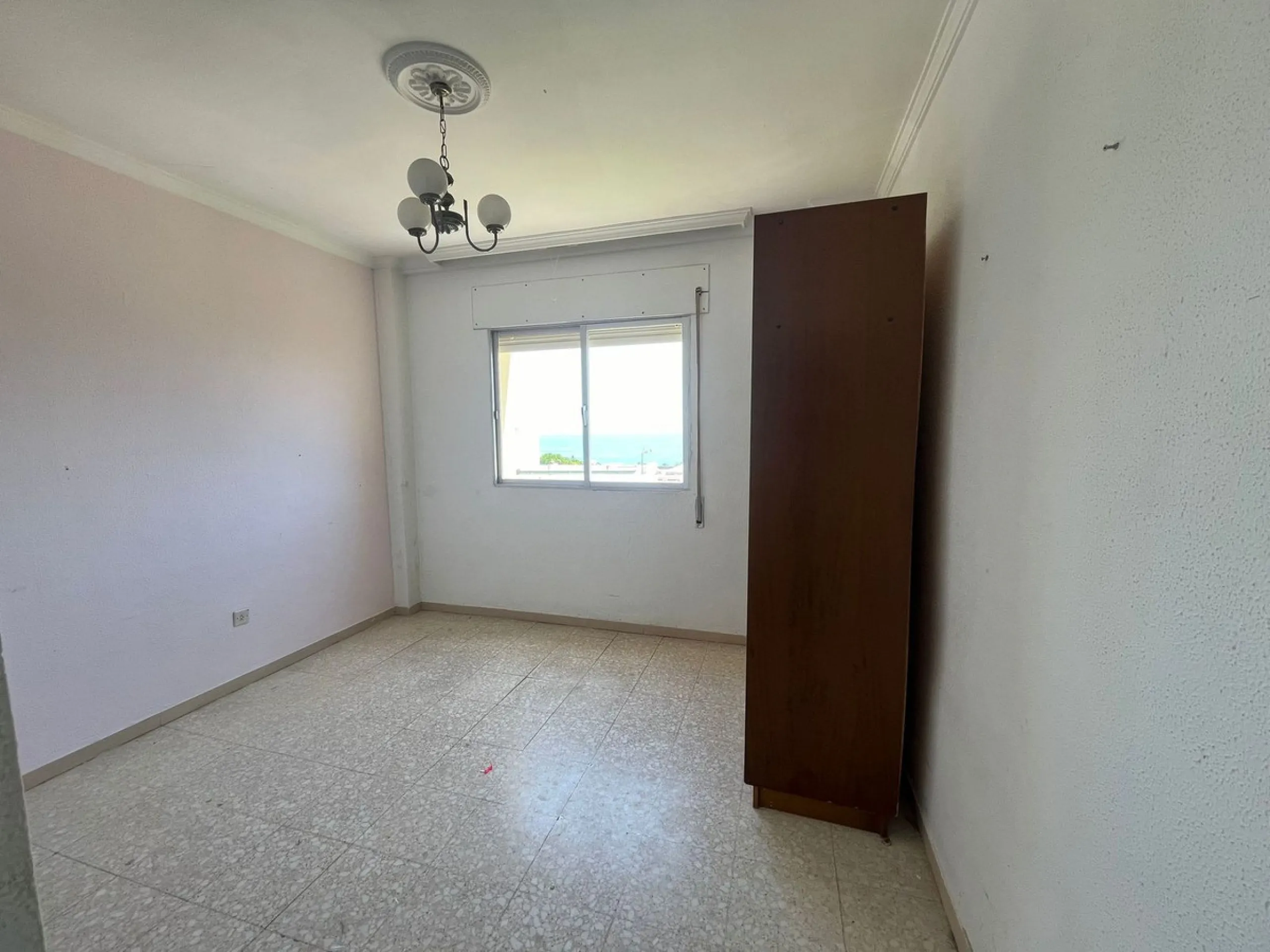 Middle Floor Apartment, Estepona, Costa del Sol.