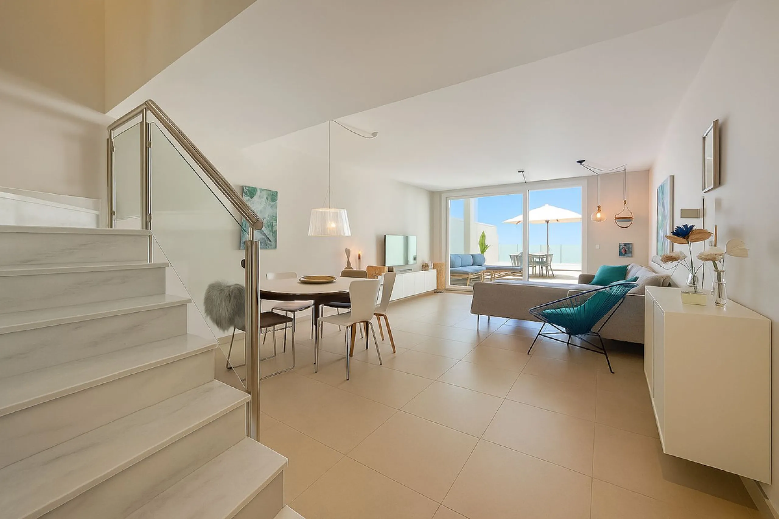 The apartment does not have a tourist license and the owner's association does not allow it.