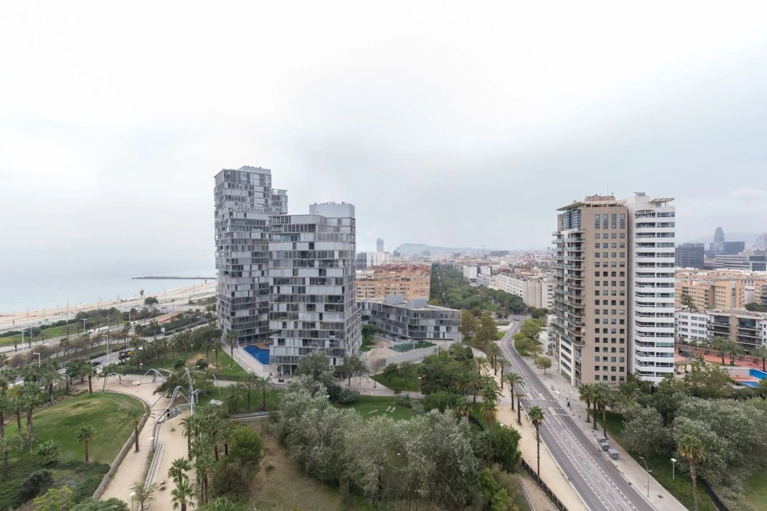 Exclusive apartment with large terrace and sea views in Diagonal Mar, Barcelona