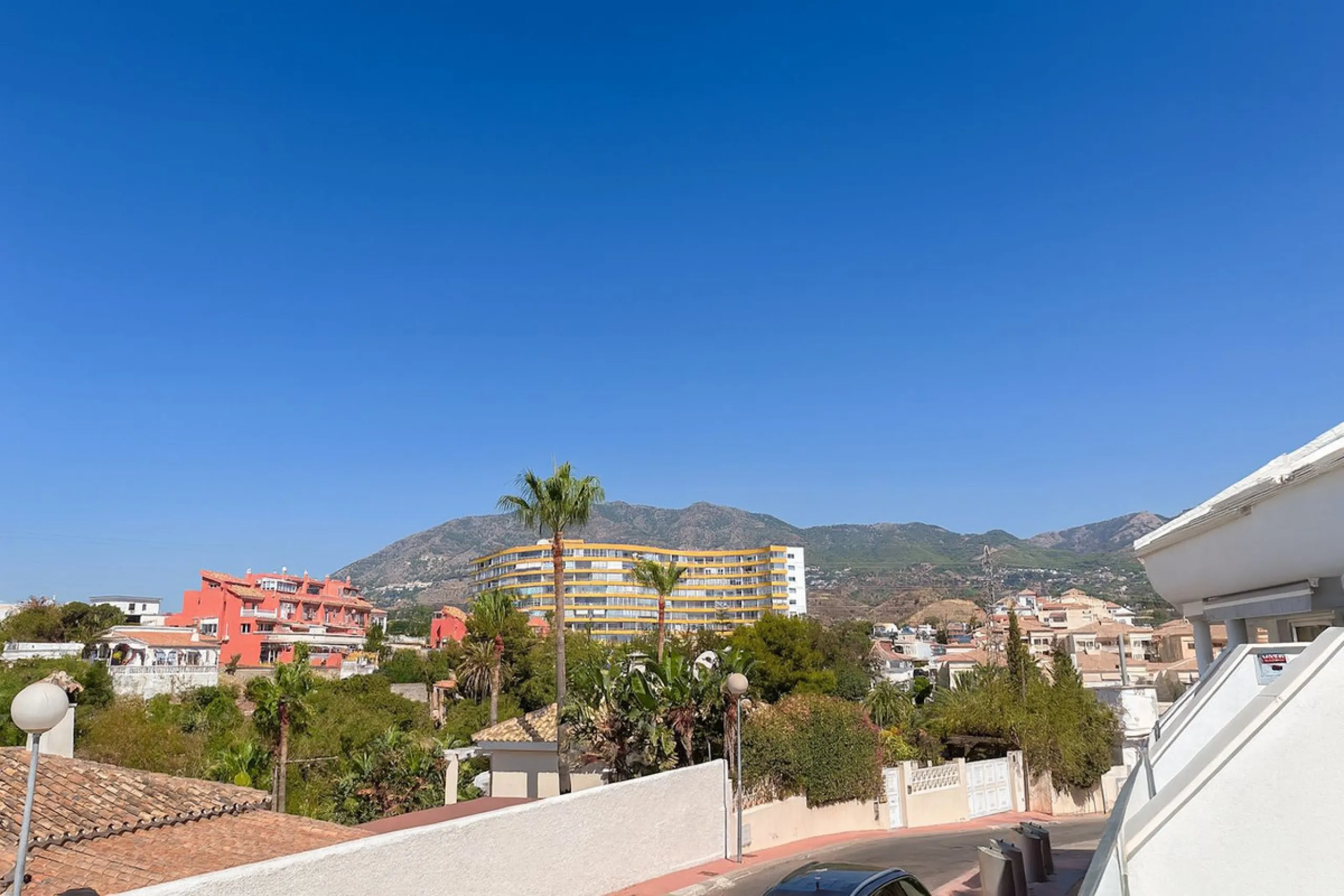 The apartment does not have a tourist license and the owner's association does not allow it.