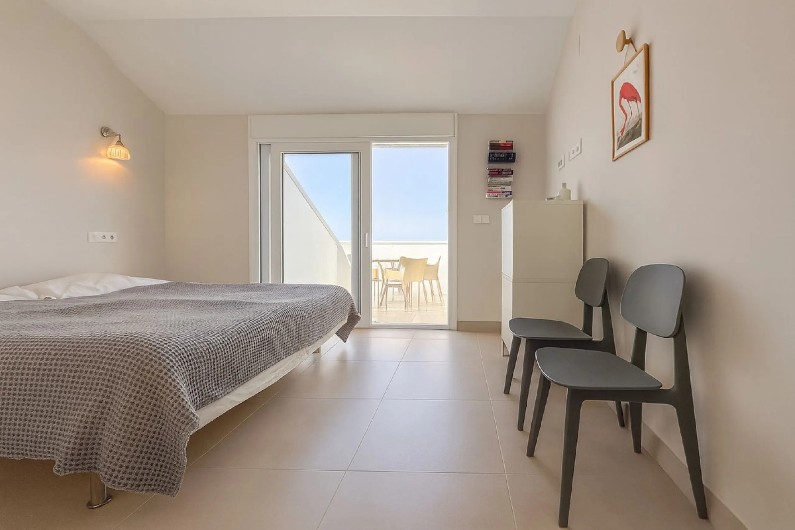 The apartment does not have a tourist license and the owner's association does not allow it.