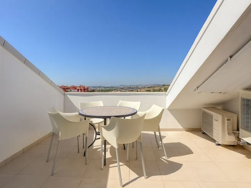 The apartment does not have a tourist license and the owner's association does not allow it.