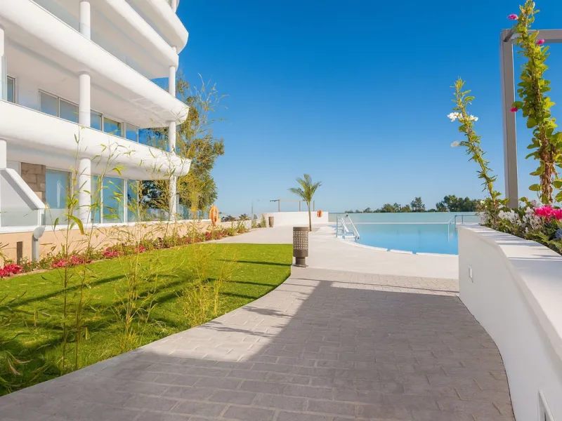 The apartment does not have a tourist license and the owner's association does not allow it.