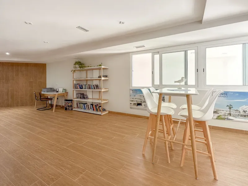 The apartment does not have a tourist license and the owner's association does not allow it.